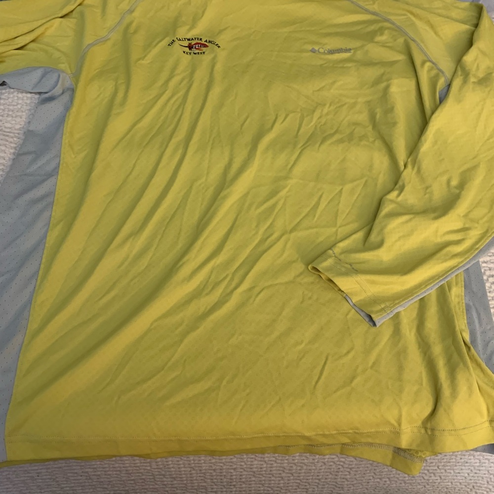 Columbia long sleeve shirt